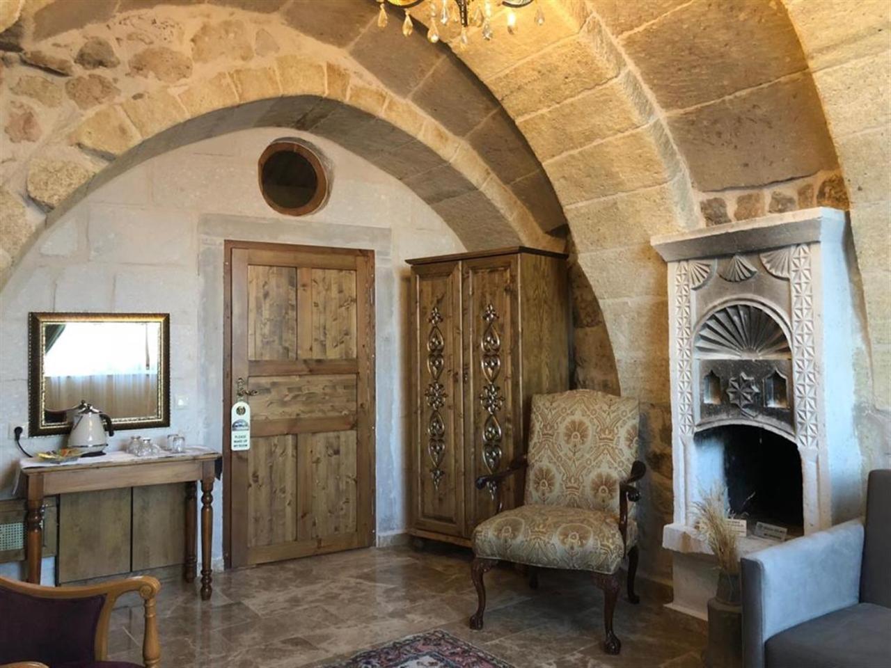 Hotel Wings Cappadocia à Uçhisar Extérieur photo