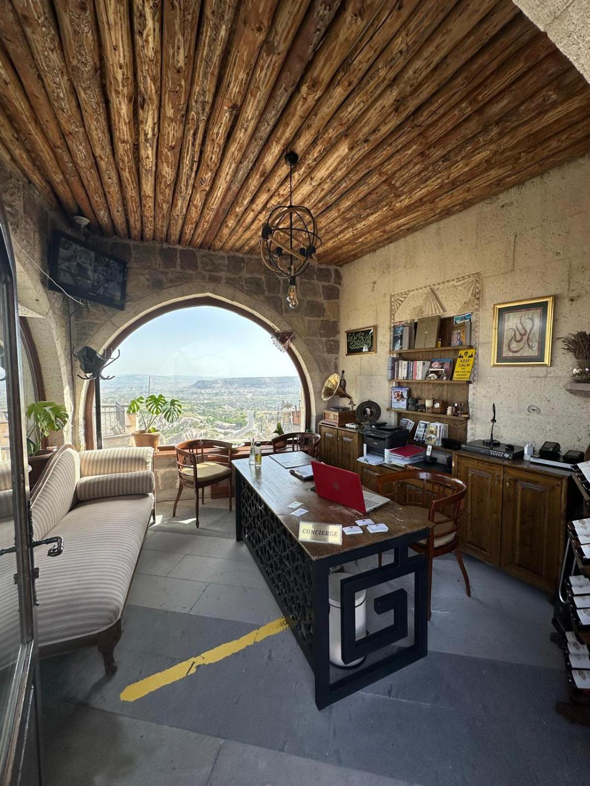 Hotel Wings Cappadocia à Uçhisar Extérieur photo